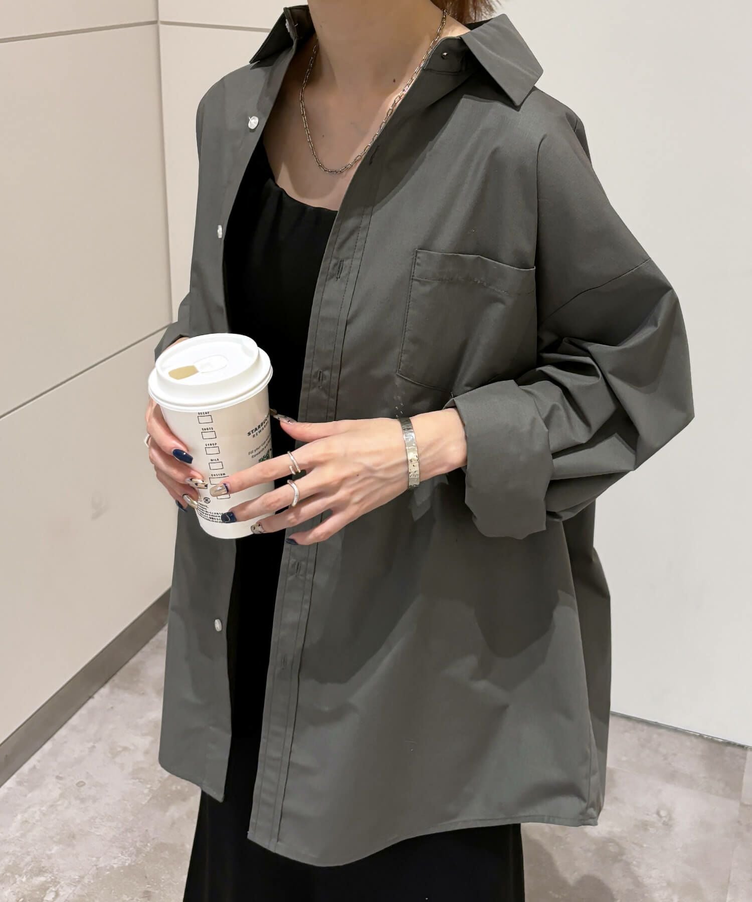 スタンダードオーバーサイズシャツ | Standard oversized shirt
