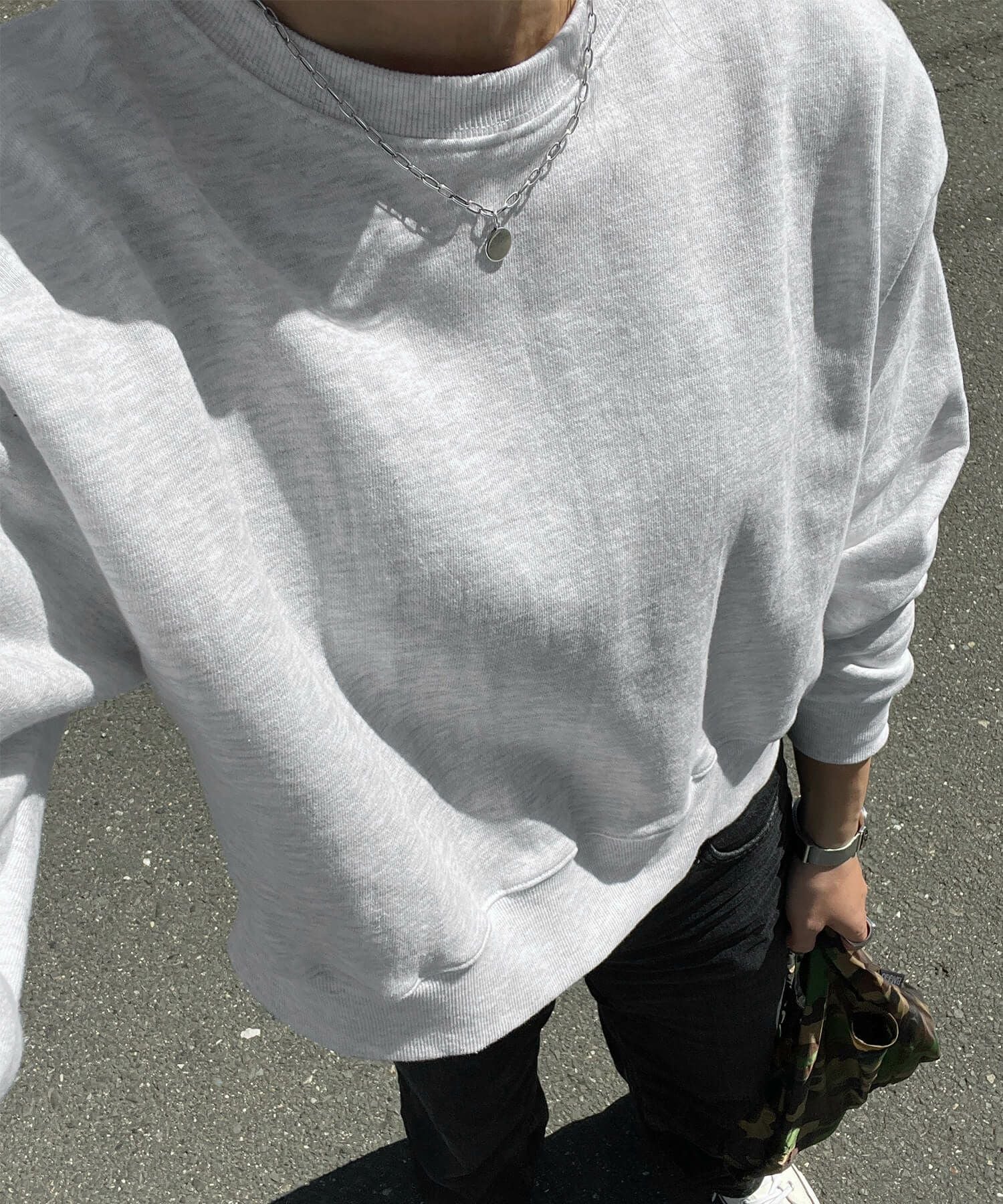 バックデザインクロップドスウェット | Back design cropped sweat