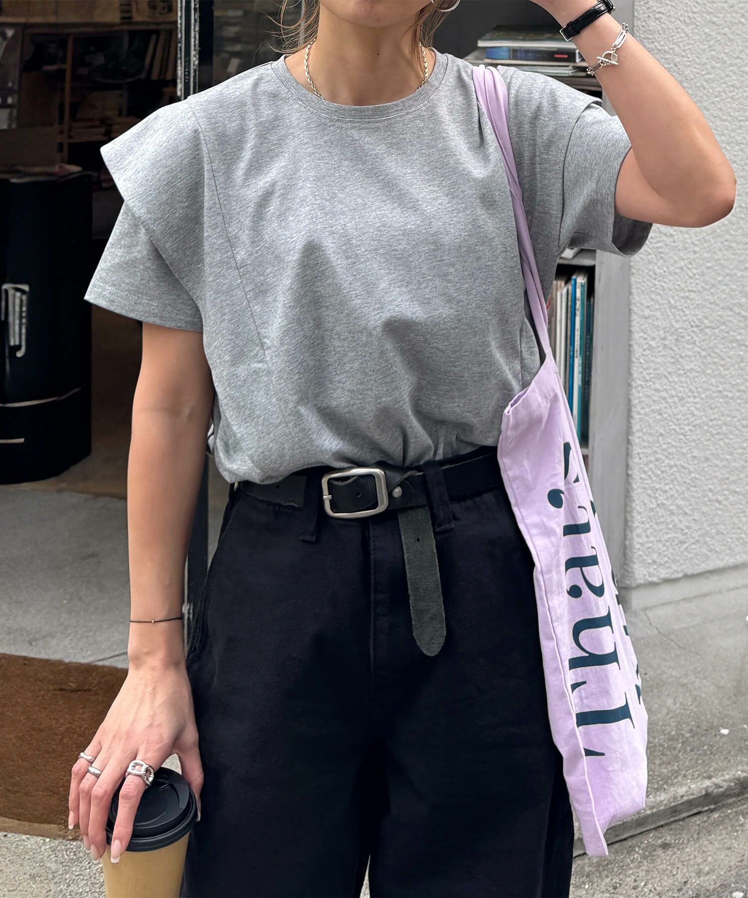 styling/ スタイリング ラッフルショルダートップス styling/（スタイリング）の「ラッフルショルダートップス（シャツ