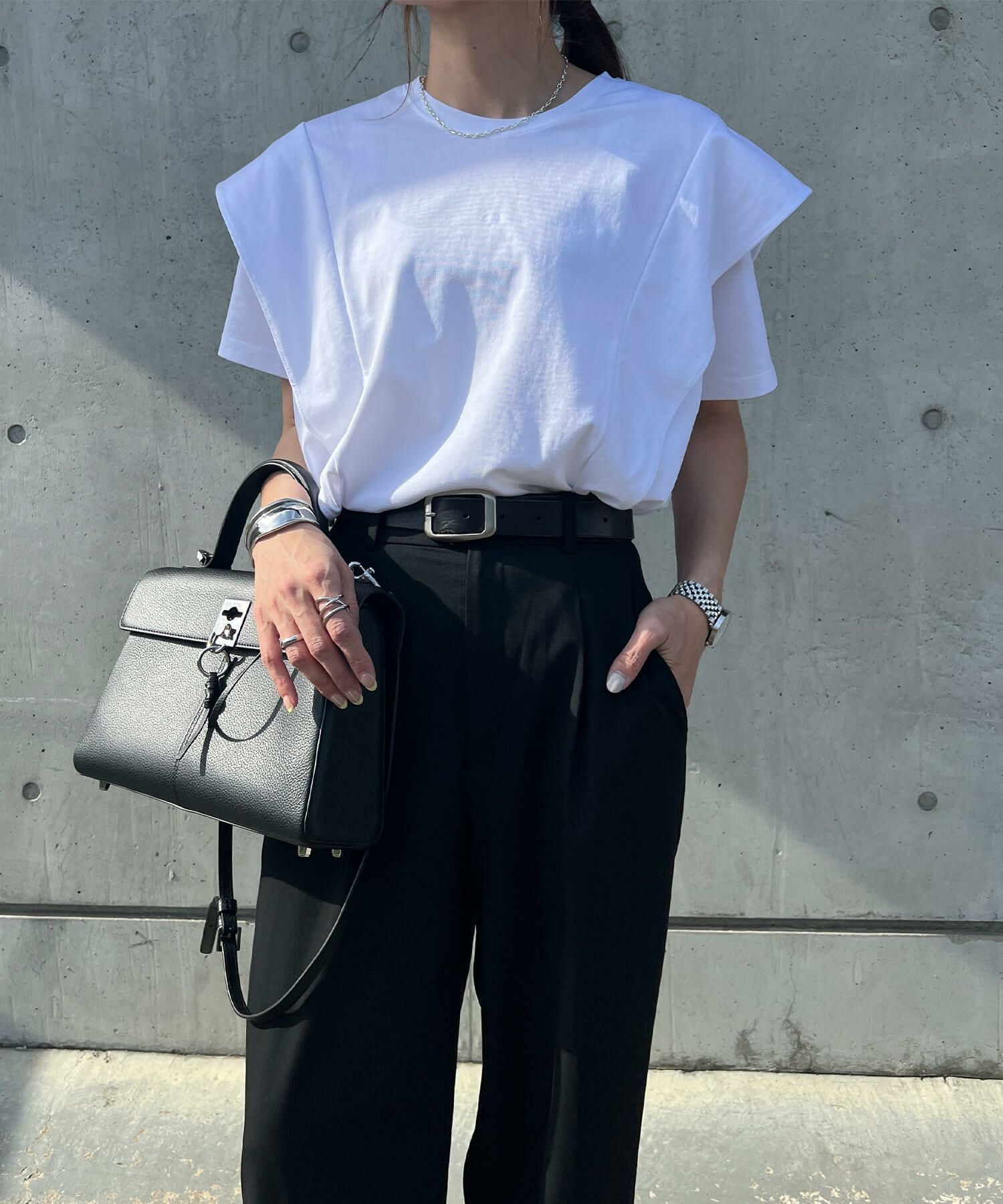 ラッフルショルダーコットンTシャツ | Ruffle shoulder tee(chiica select)