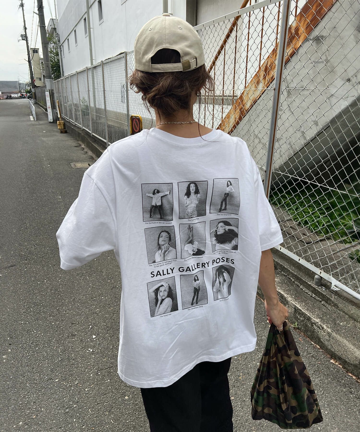 バックプリントグラフィックTシャツ | Back print graphic tee(chiica