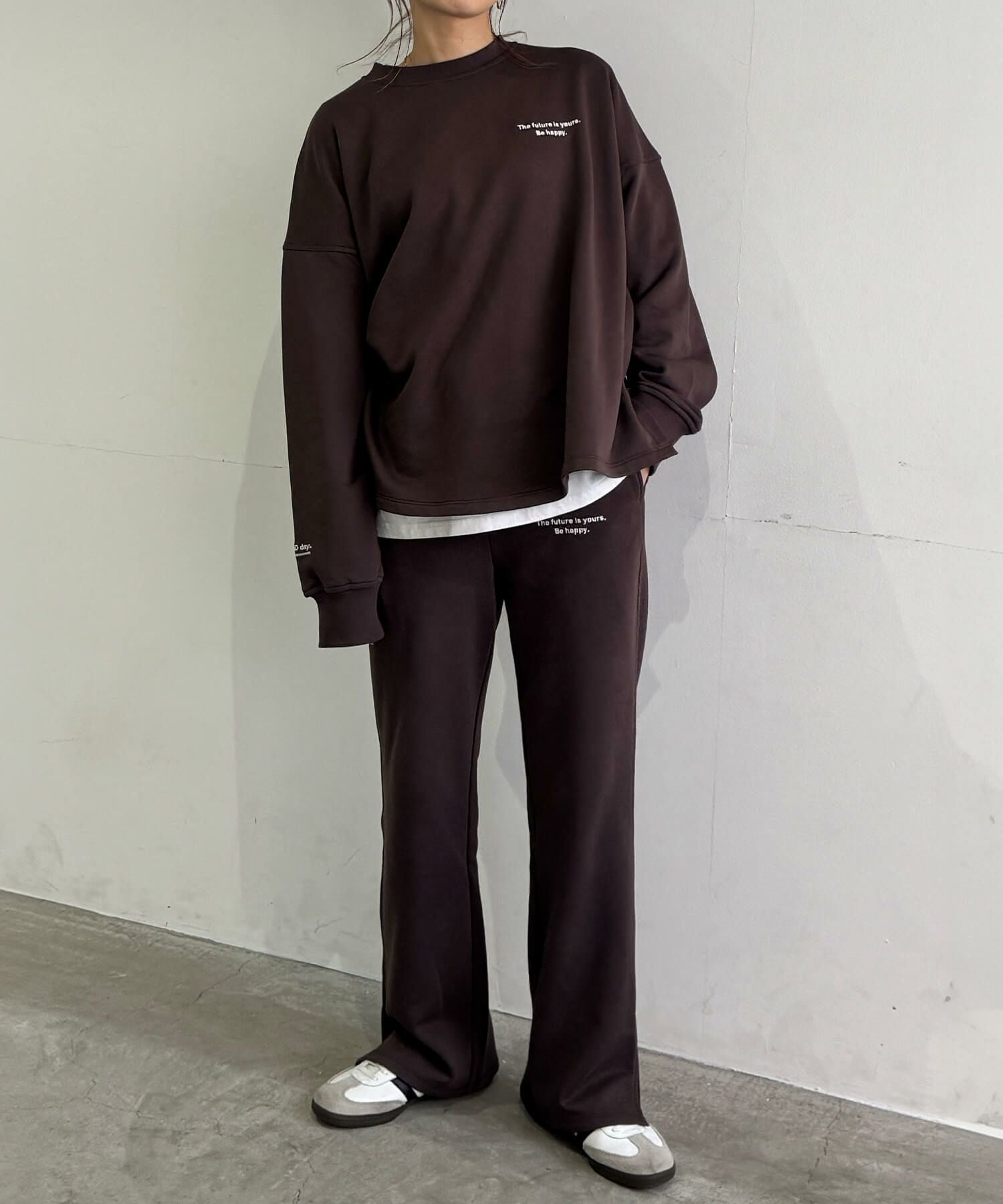ISOOK アイスー Embroidery sweat set up ブラック オリジナル刺繍ロゴスウェット | Embroidery sweat set up(chiica