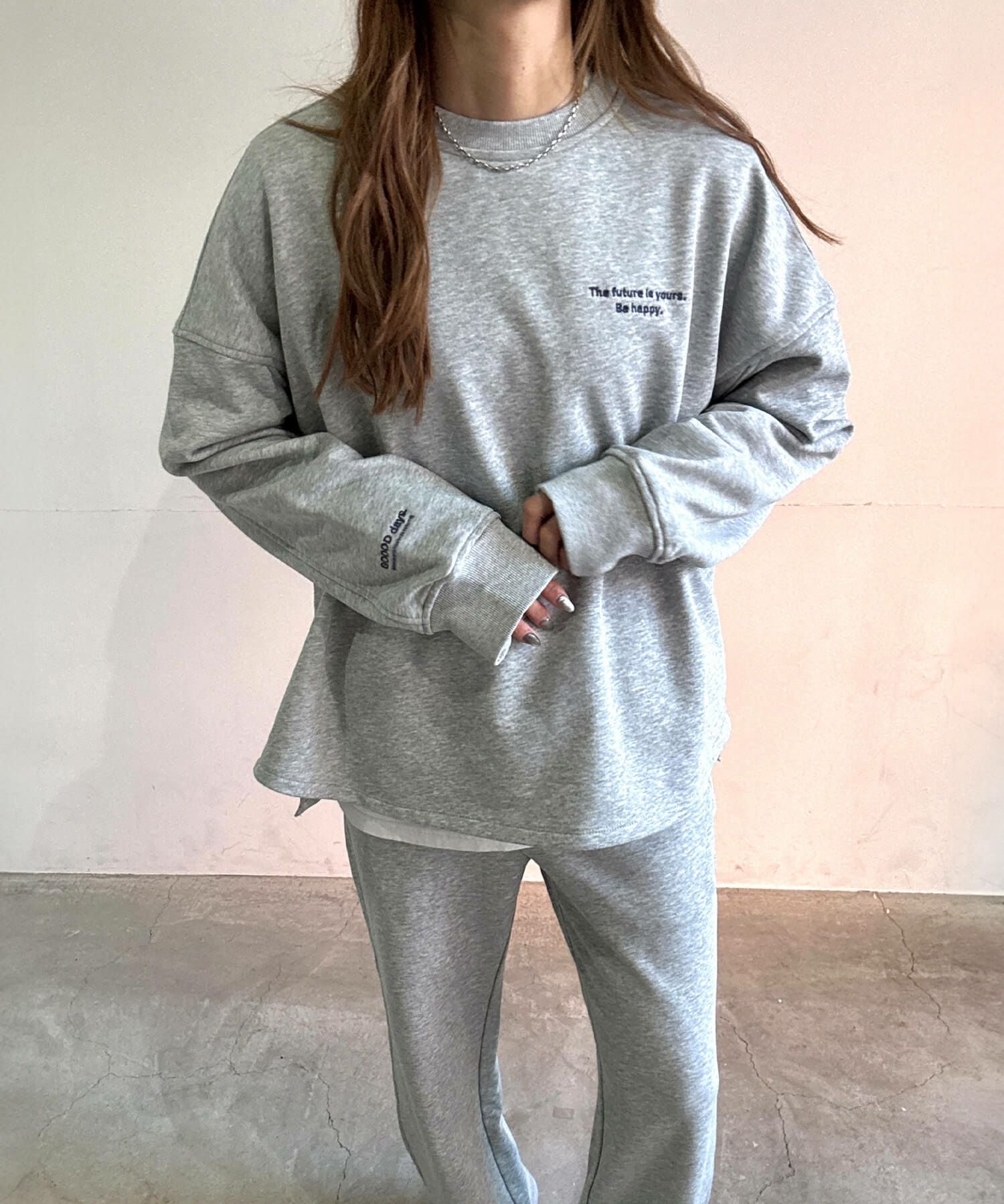 オリジナル刺繍ロゴスウェット | Embroidery sweat set up(chiica
