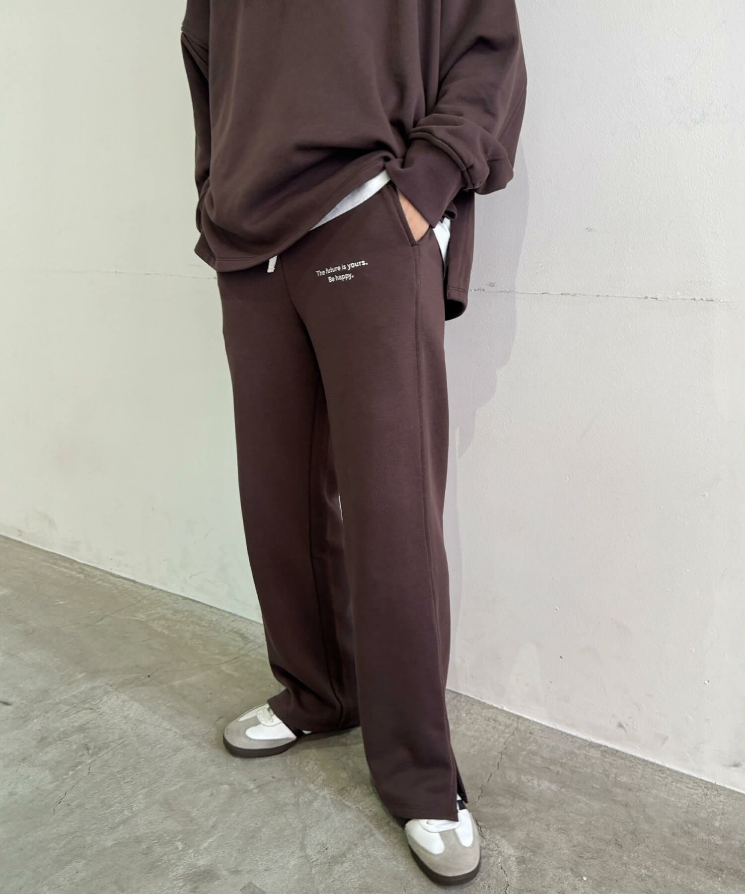 ISOOK アイスー Embroidery sweat set up ブラック オリジナル刺繍ロゴスウェット | Embroidery sweat set up(chiica