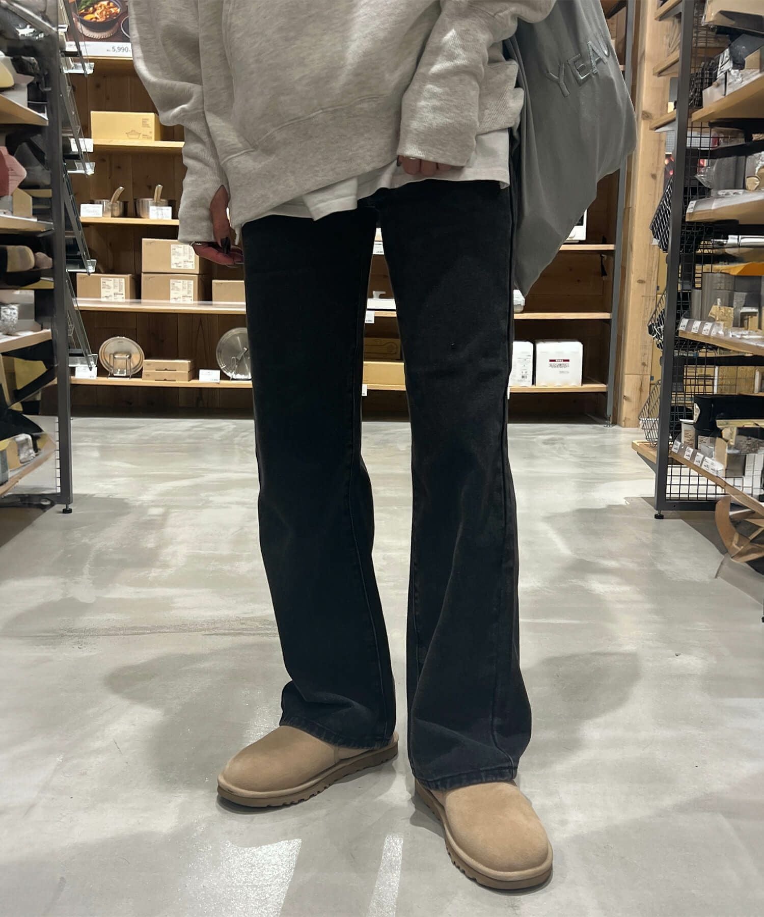 ストレートブラックデニム | Straight black denims(chiica select)
