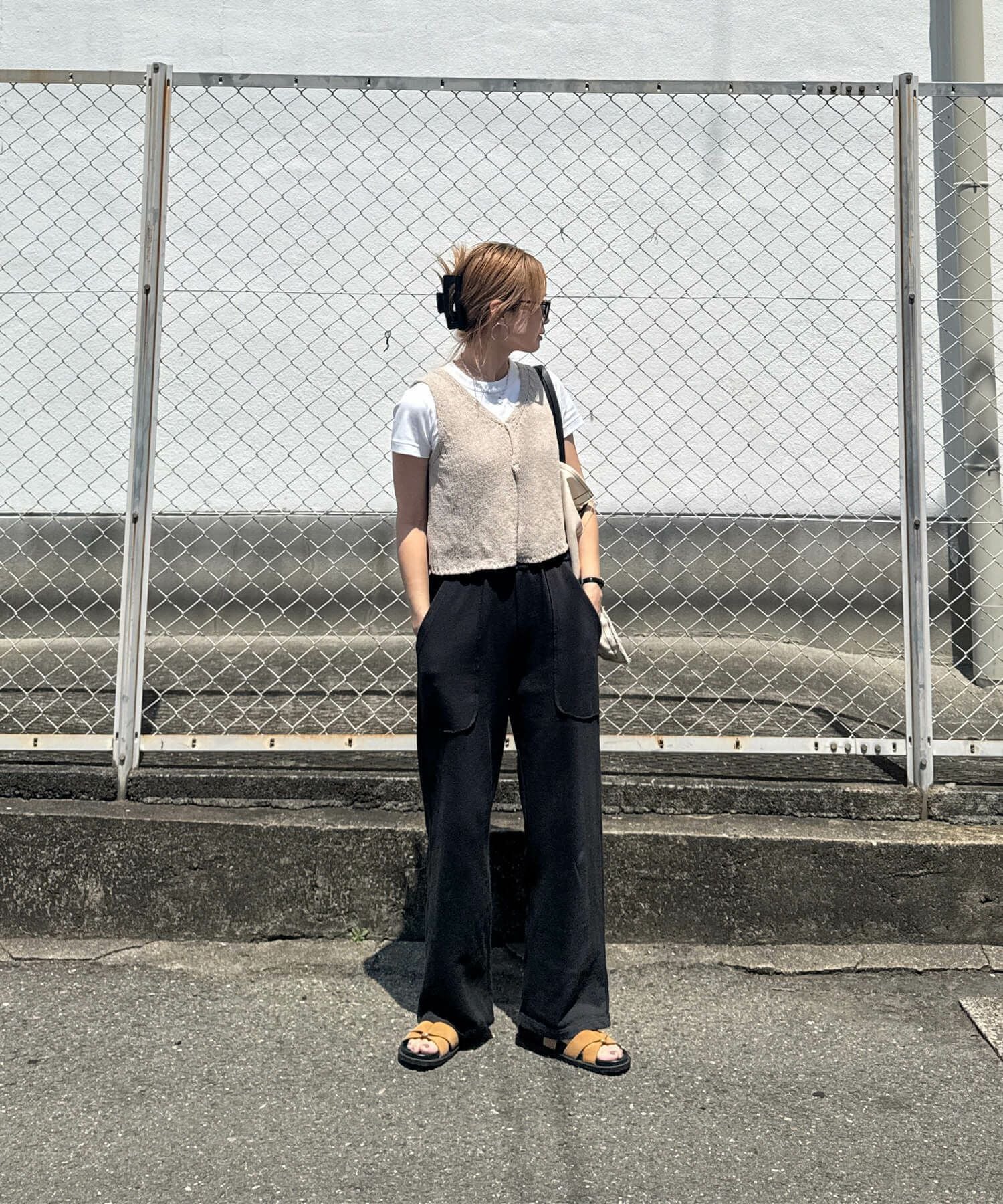 クロップドVネックニットベスト | Cropped V neck knit vest (chiica