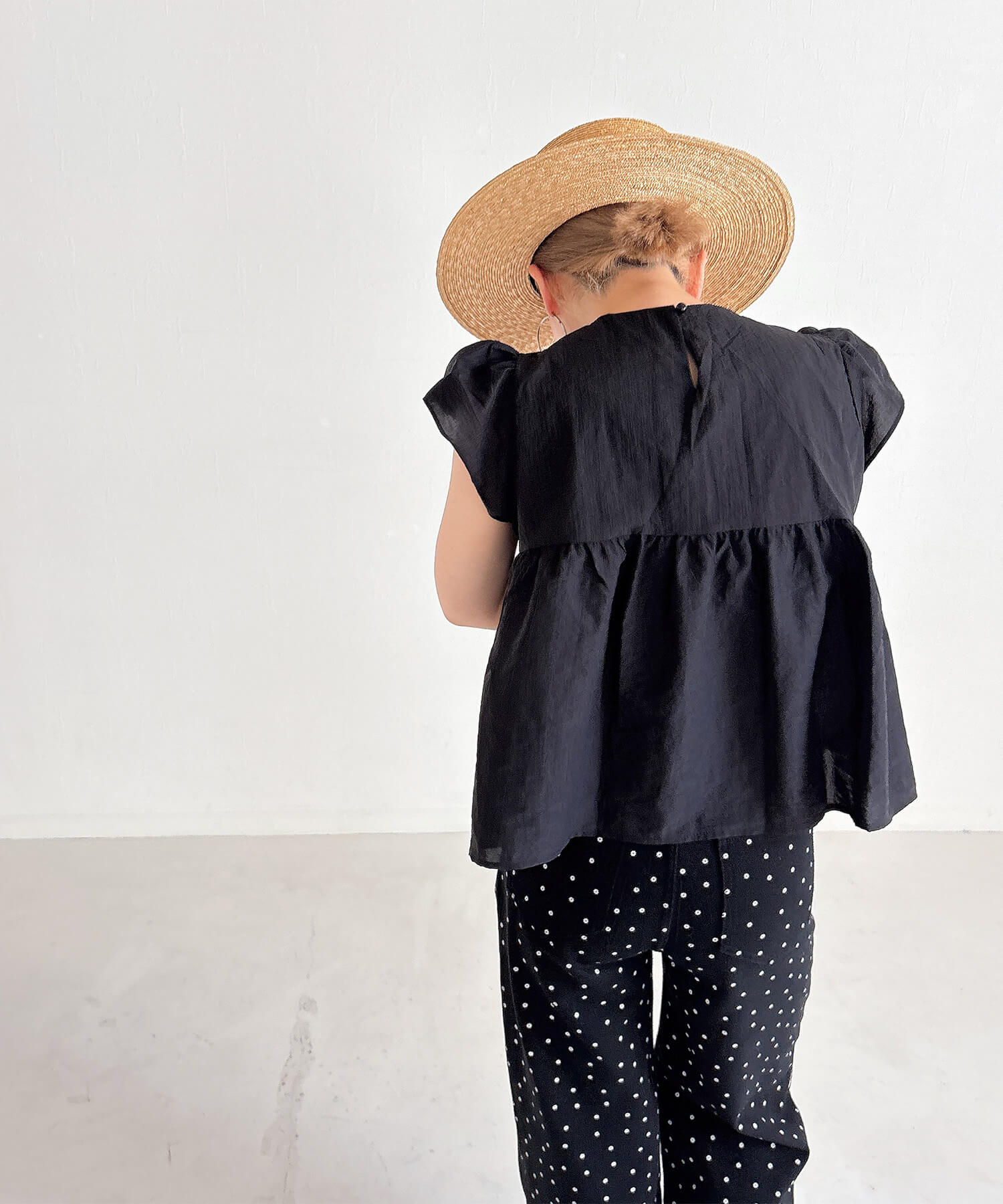 ギャザースモックブラウス | Gathered smock blouse (comochi select)