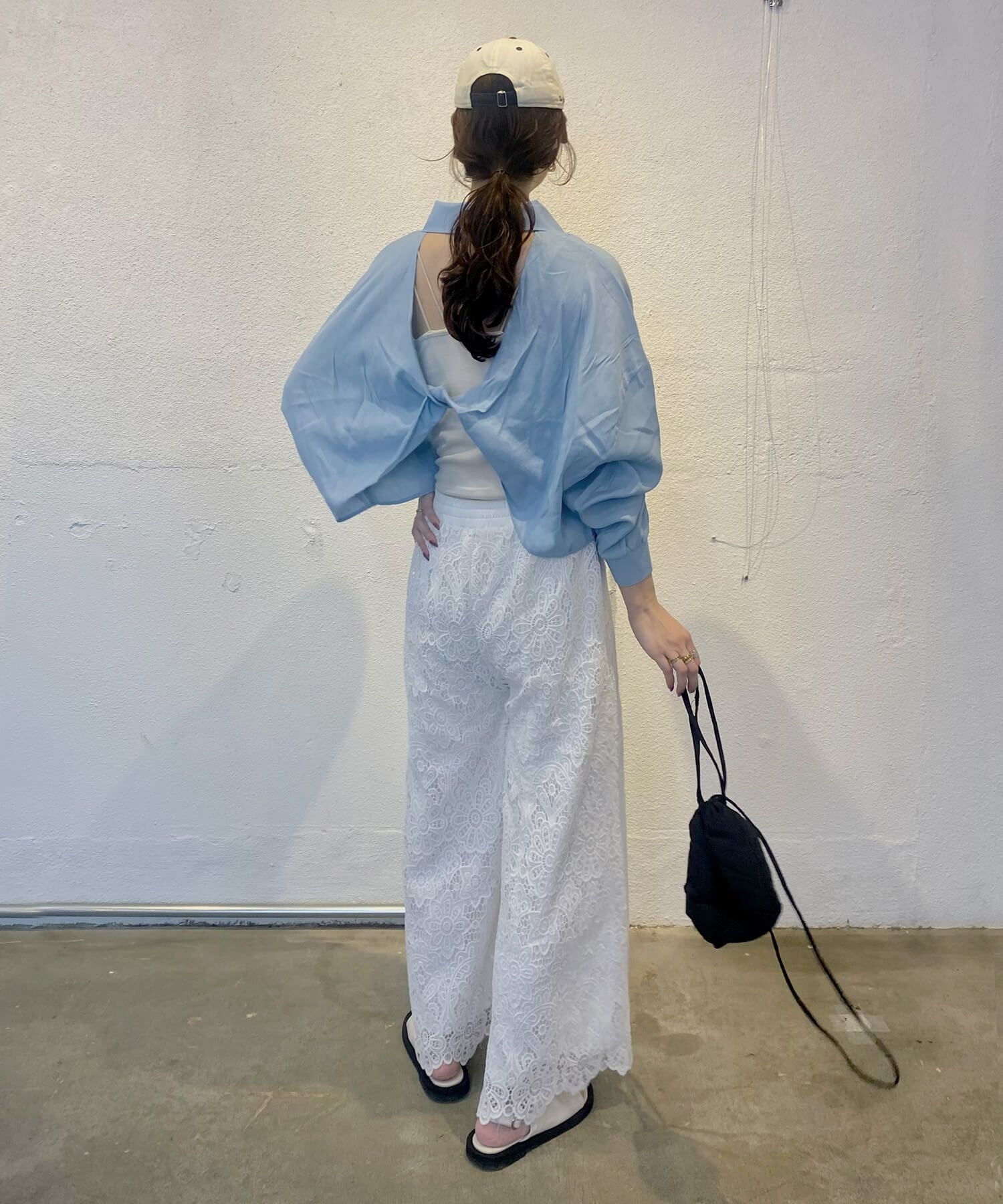 バックオープンツイストシャツ | Back open twist shirt (kiharu select)