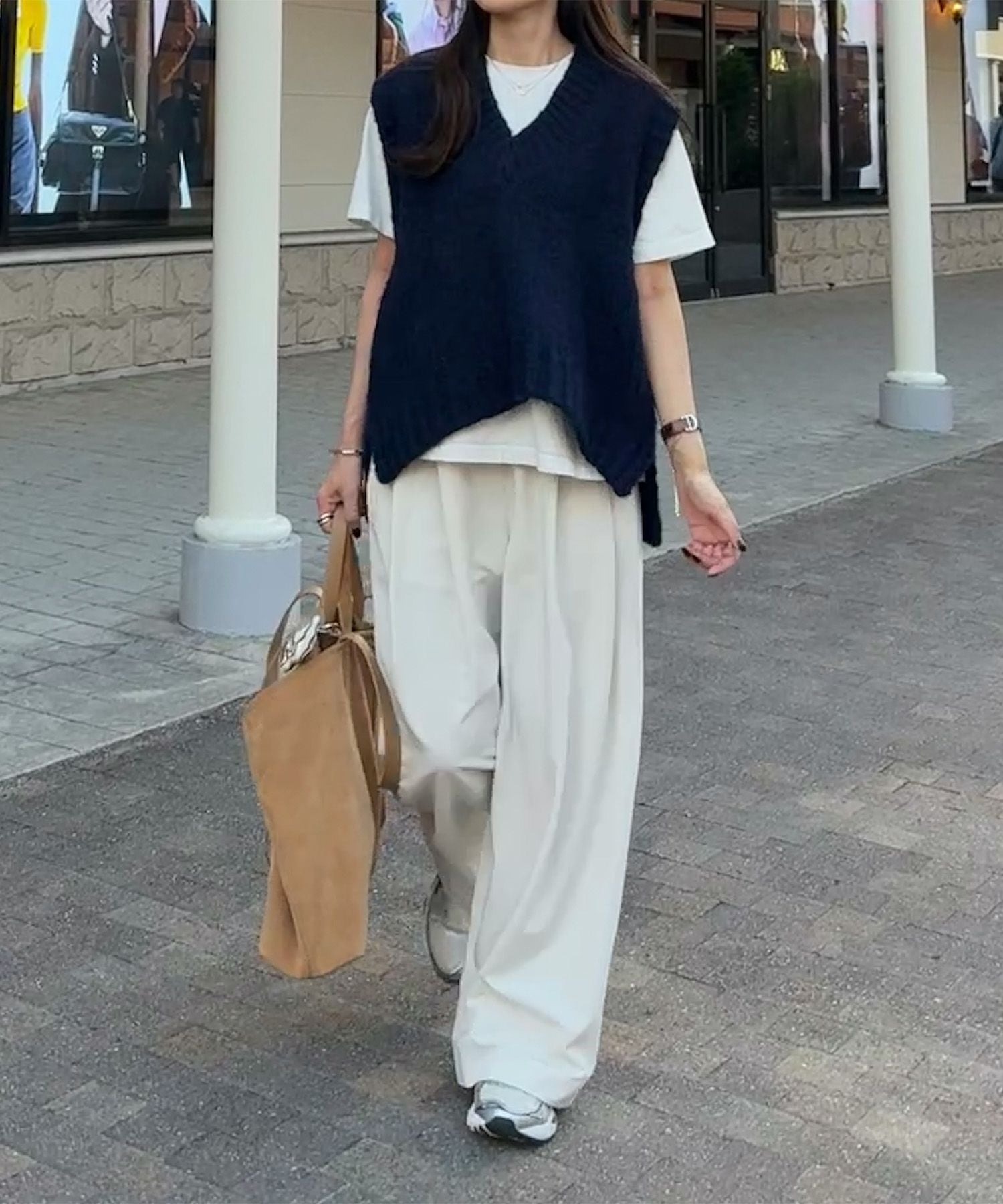 ✨新品❣️✨【 】Vネック ニットベスト／黄¥13750 Vネックニットベスト | V neck knit vest (eri. select)