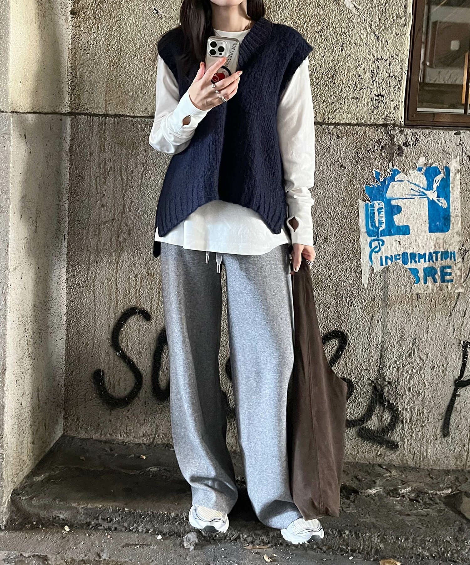 nknit V-neck KNIT vest ニットベスト V-neck KNIT vest – NKNIT
