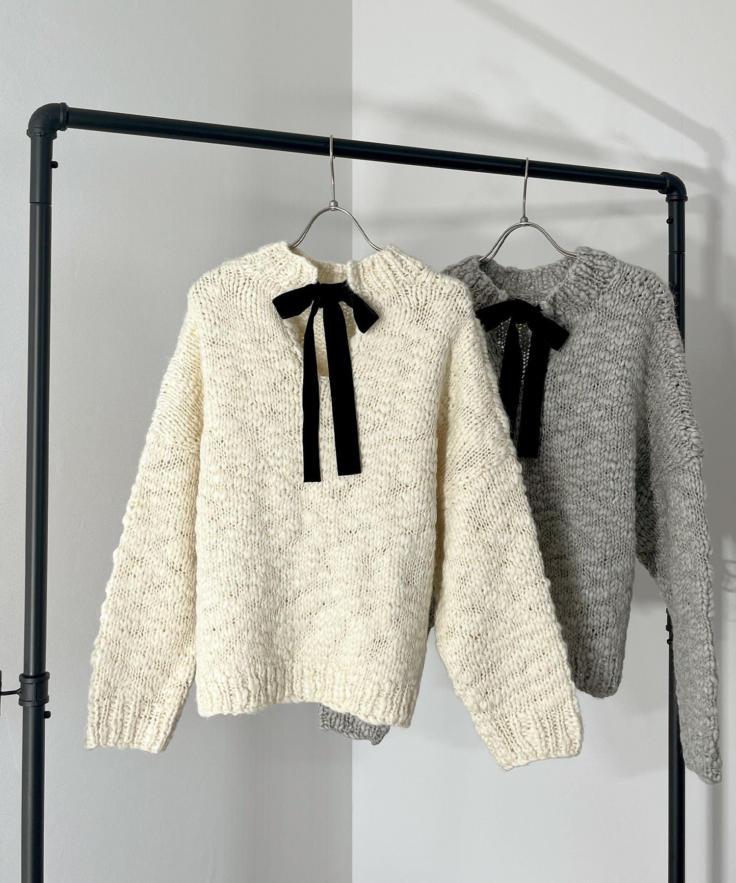 スラブヤーンリボンデザインハンドニット | Slub yarn ribbon design スラブヤーンリボンデザインハンドニット | Slub yarn ribbon design