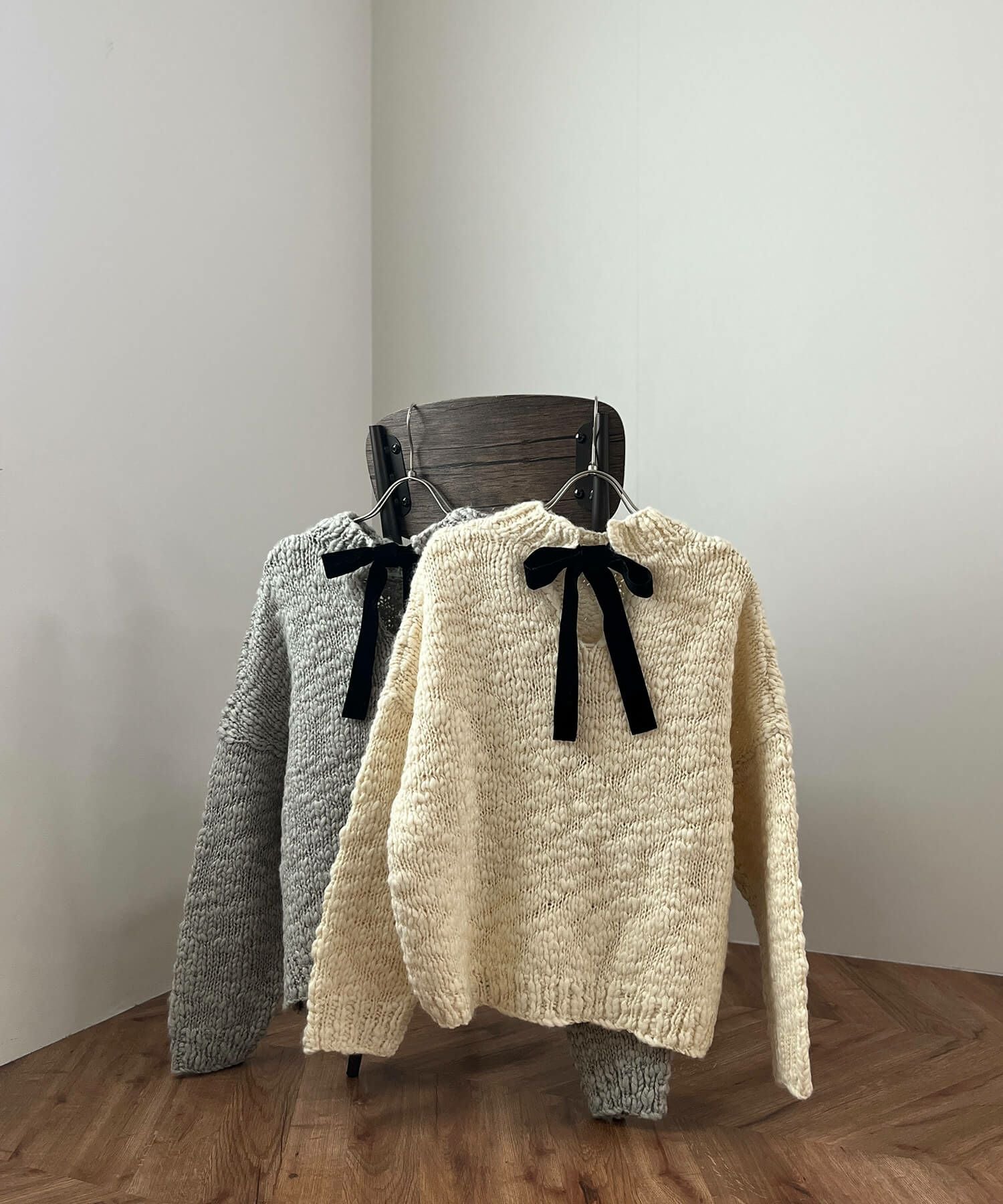 スラブヤーンリボンデザインハンドニット | Slub yarn ribbon design スラブヤーンリボンデザインハンドニット | Slub yarn ribbon design