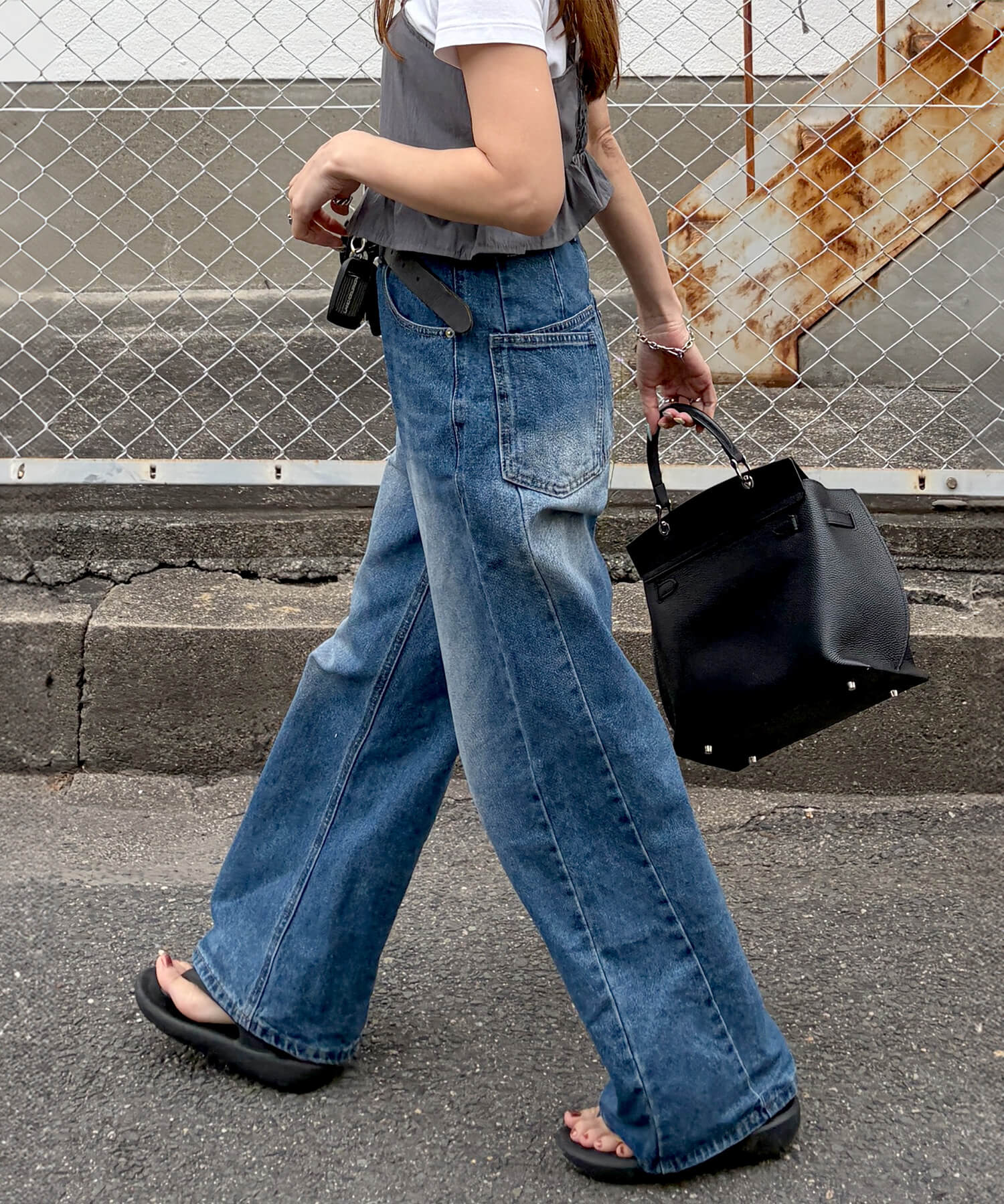 バックダブルポケットワイドデニム | Back double pocket wide denim