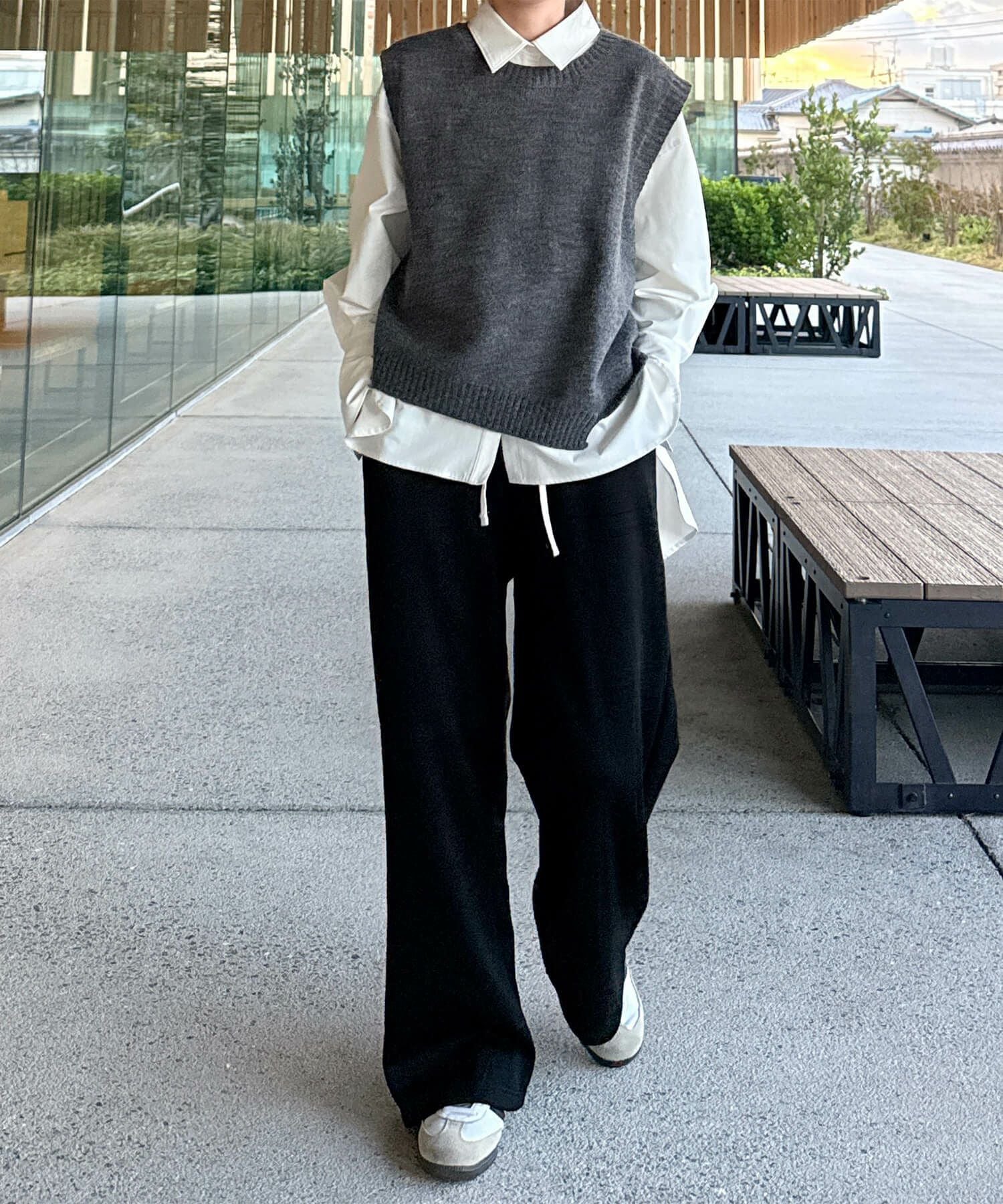 アシンメトリーデザインニットベスト | Asymmetry design knit vest