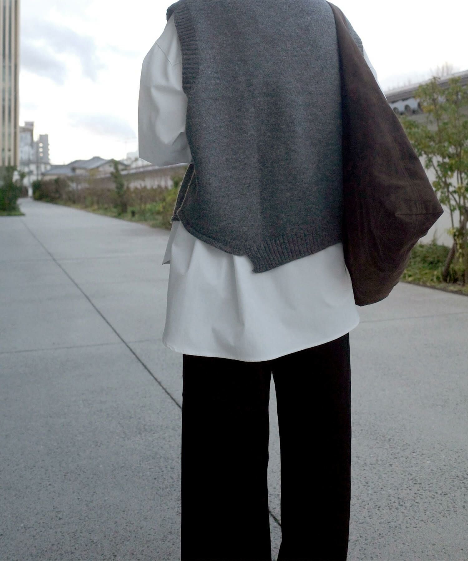 アシンメトリーデザインニットベスト | Asymmetry design knit vest