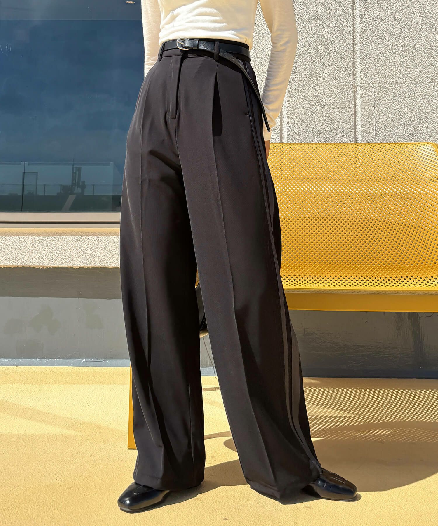サイドラインワイドスラックス | Side line wide slacks (isook select)