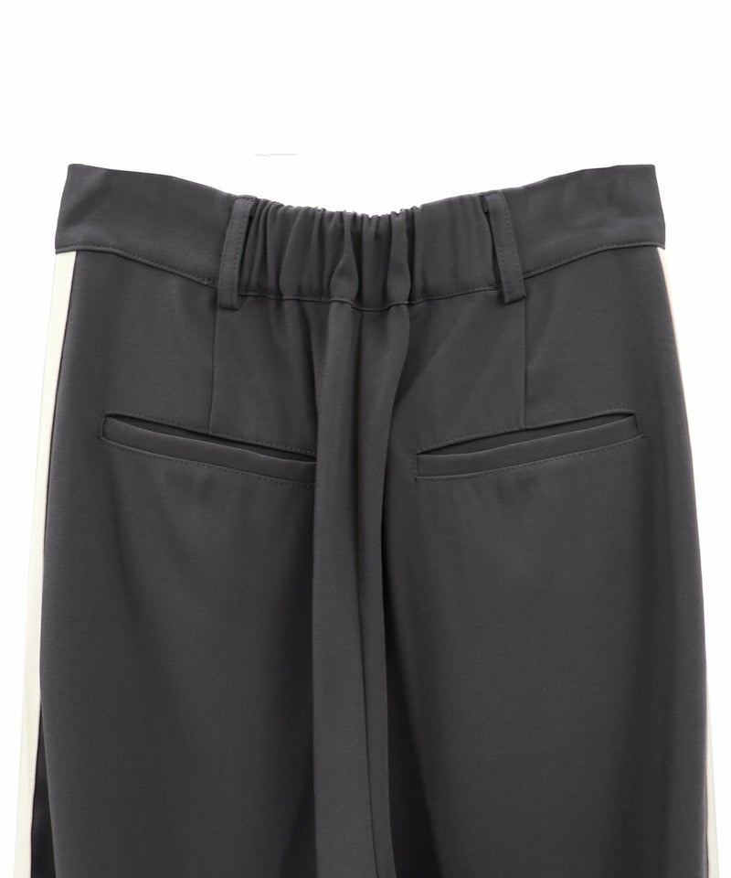 &&ウエストにはバックゴム&&