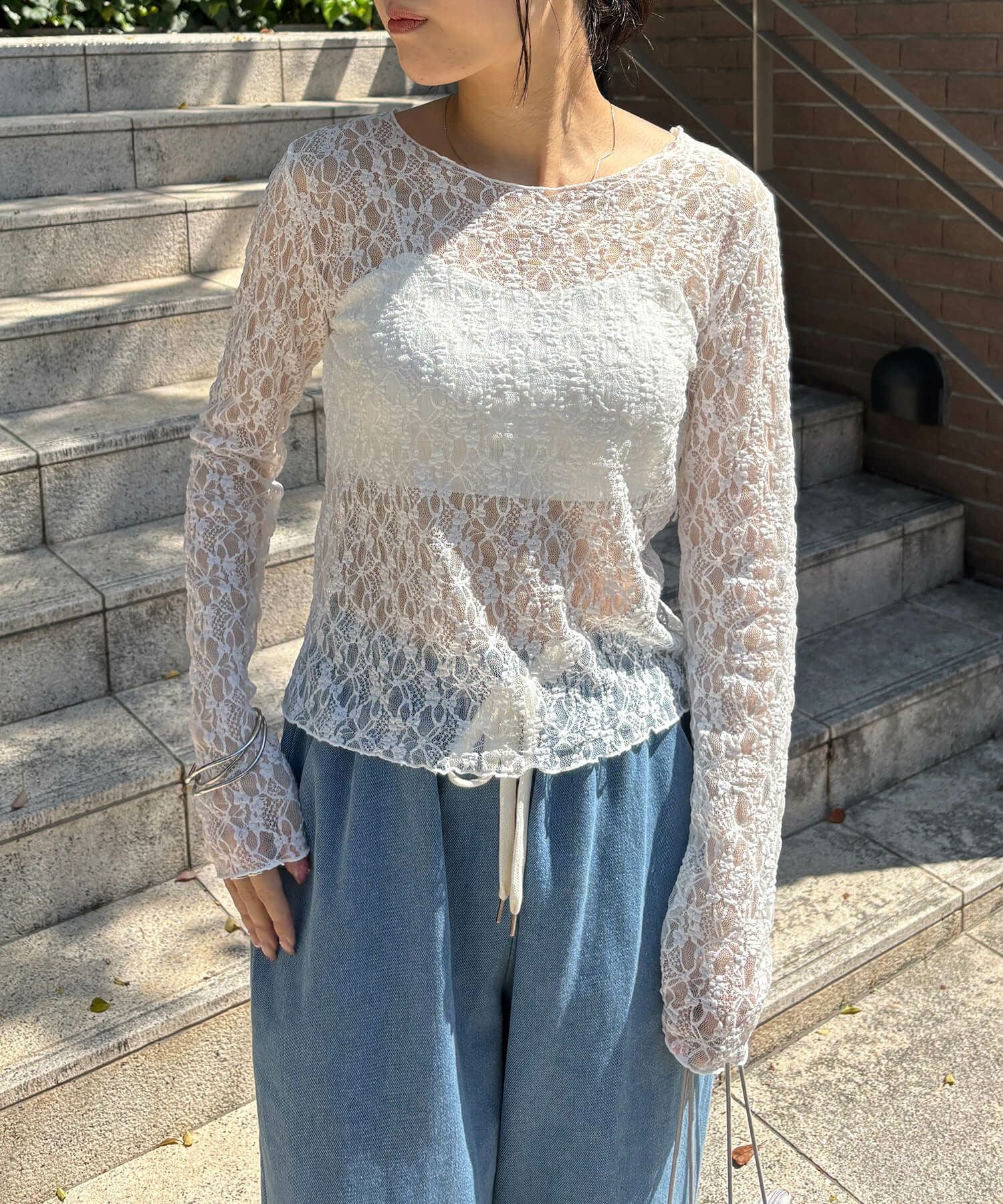 シアーレーストップス | Sheer lace top (isook select)