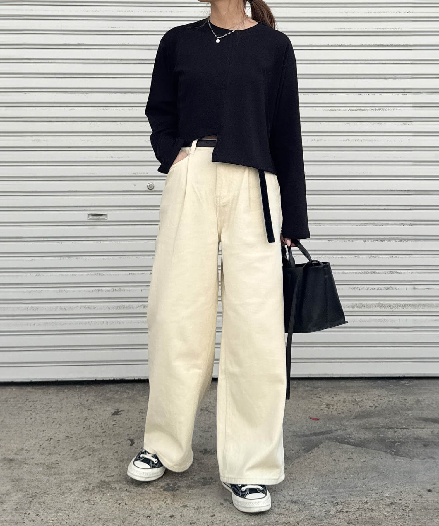 裾デザインカットクロップドTシャツ | Hem design cut cropped tee