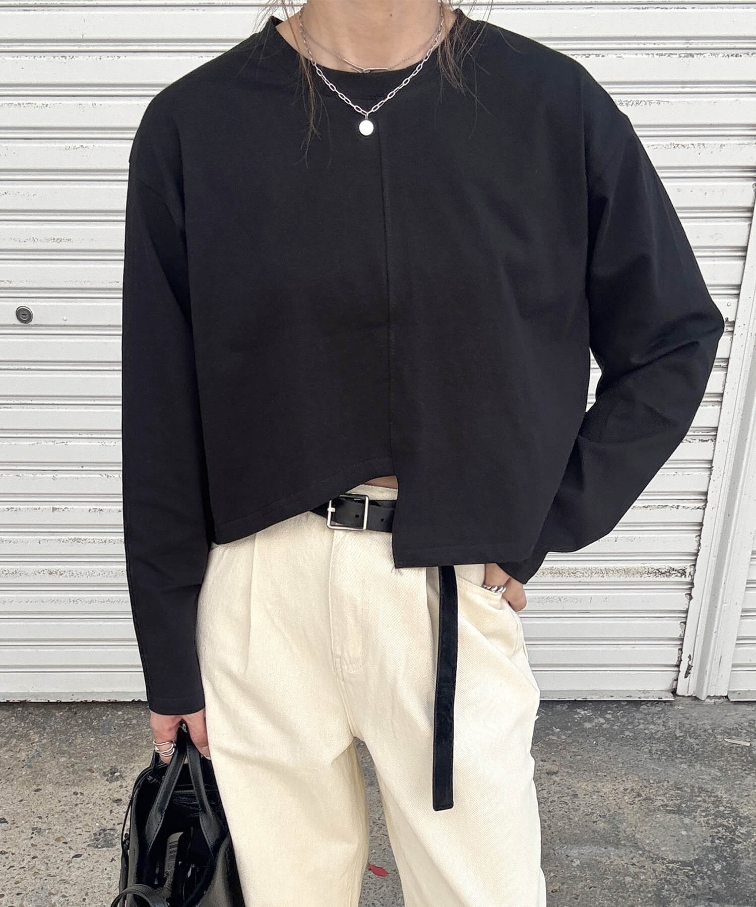 裾デザインカットクロップドTシャツ | Hem design cut cropped tee