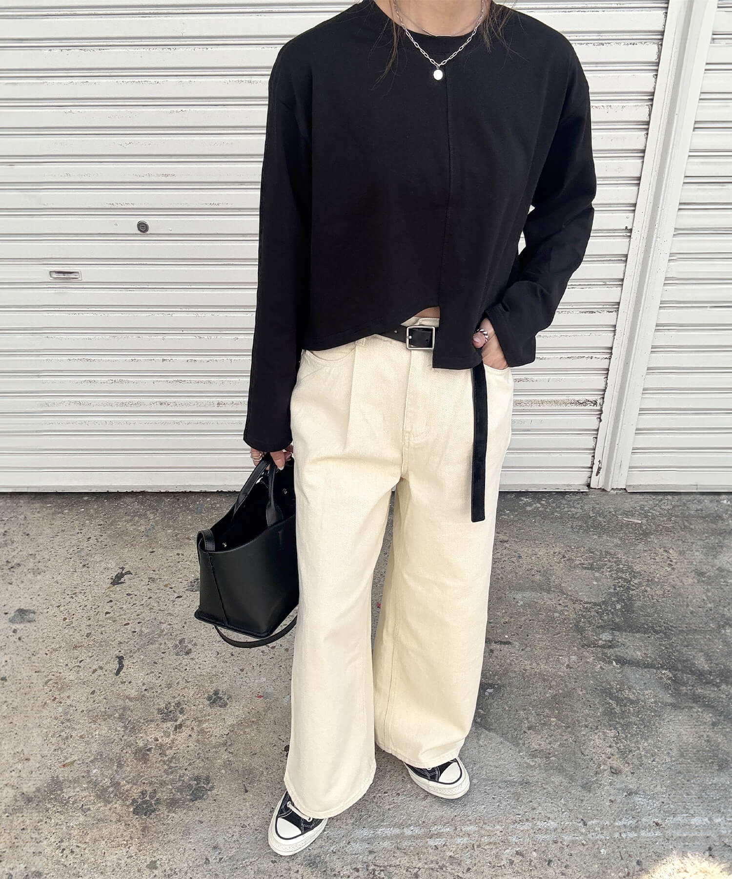 裾デザインカットクロップドTシャツ | Hem design cut cropped tee