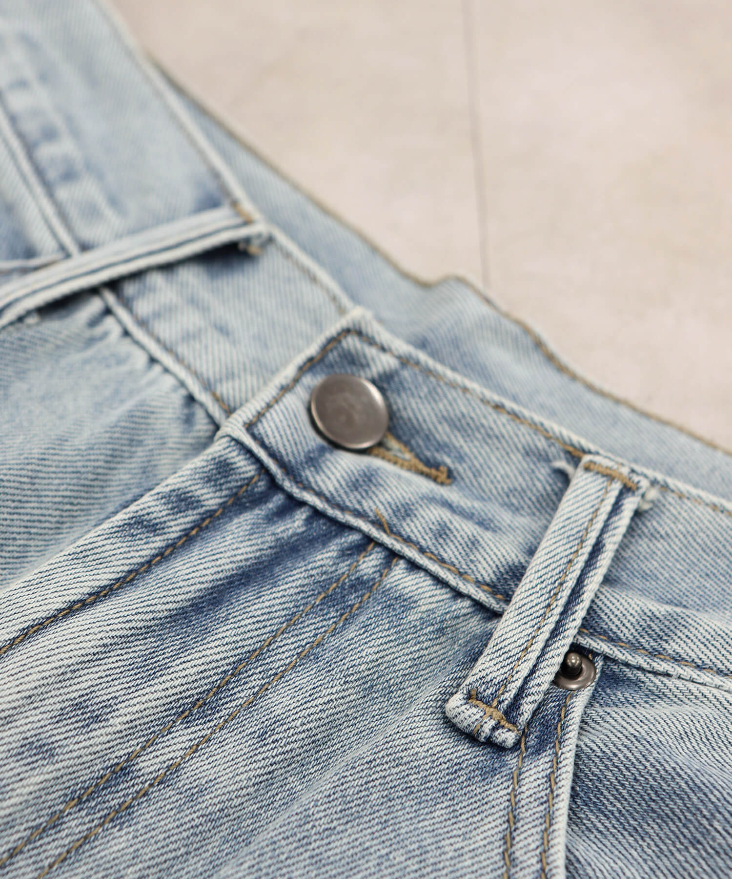 ヴィンテージウォッシュワイドデニム | Vintage wash wide denim