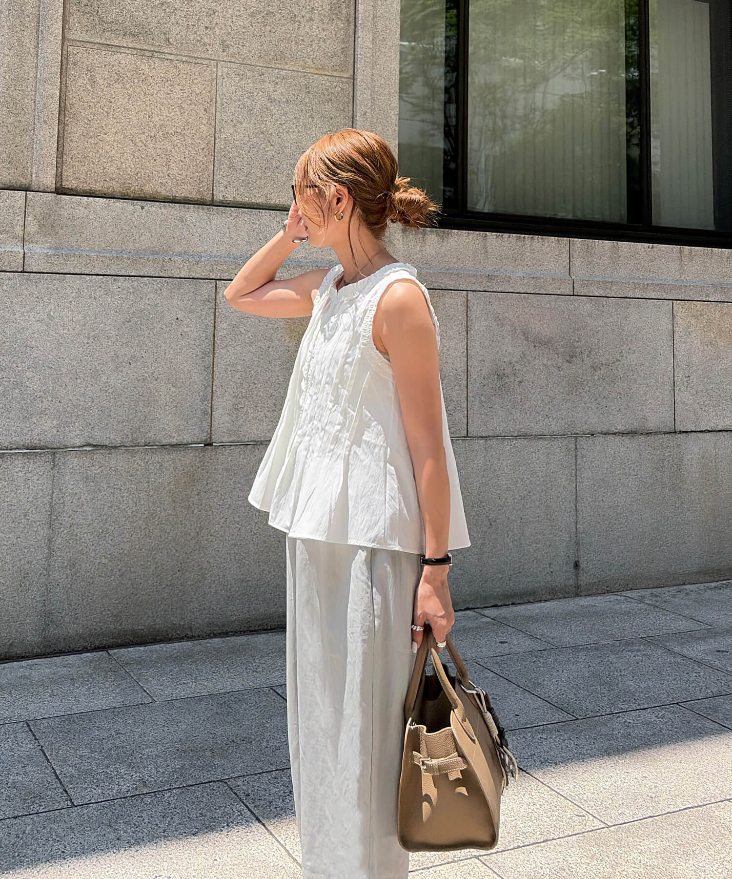 ピンタックフリルノースリーブブラウス | Pin tuck frill sleeveless